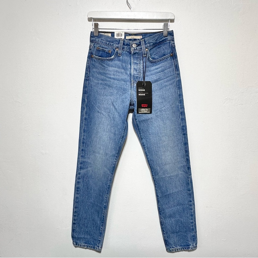 Levis Wedgie Blue Wash Size 24
